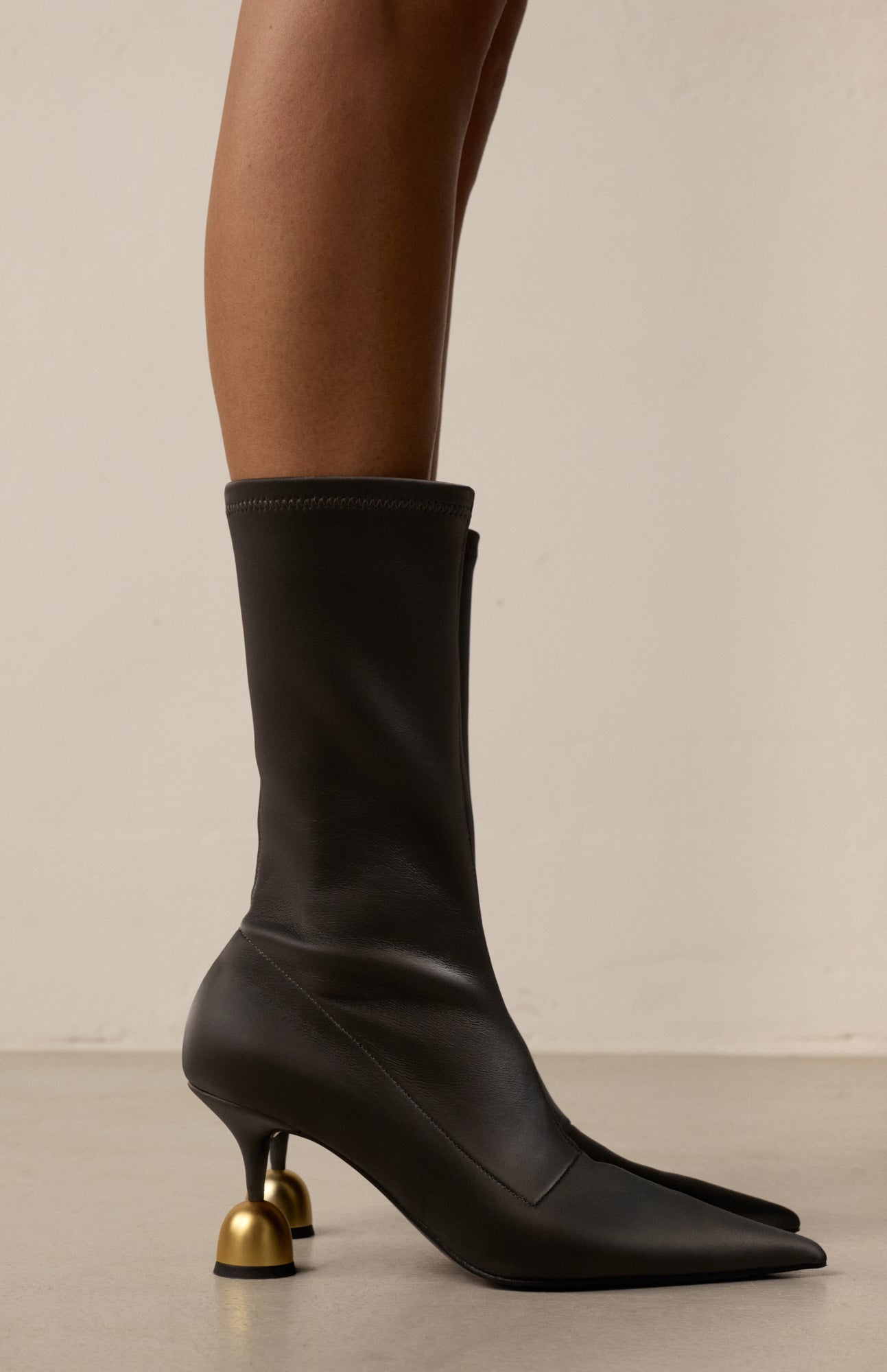 PENELOPE COSMIC GRAY