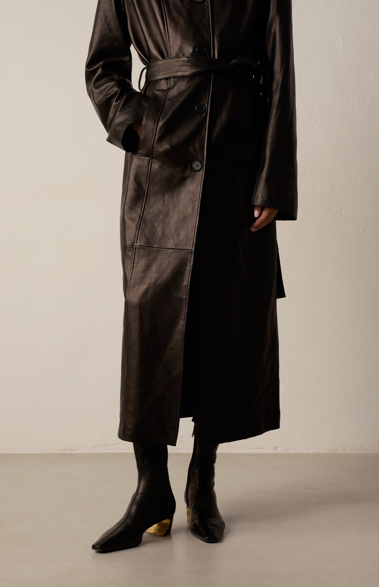 ARCHIE DEEP BLACK