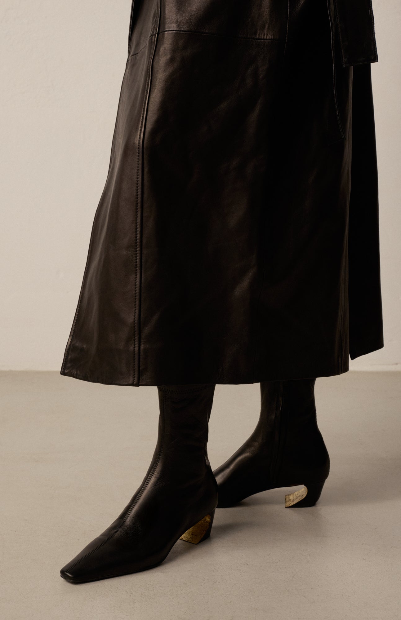 ARCHIE DEEP BLACK