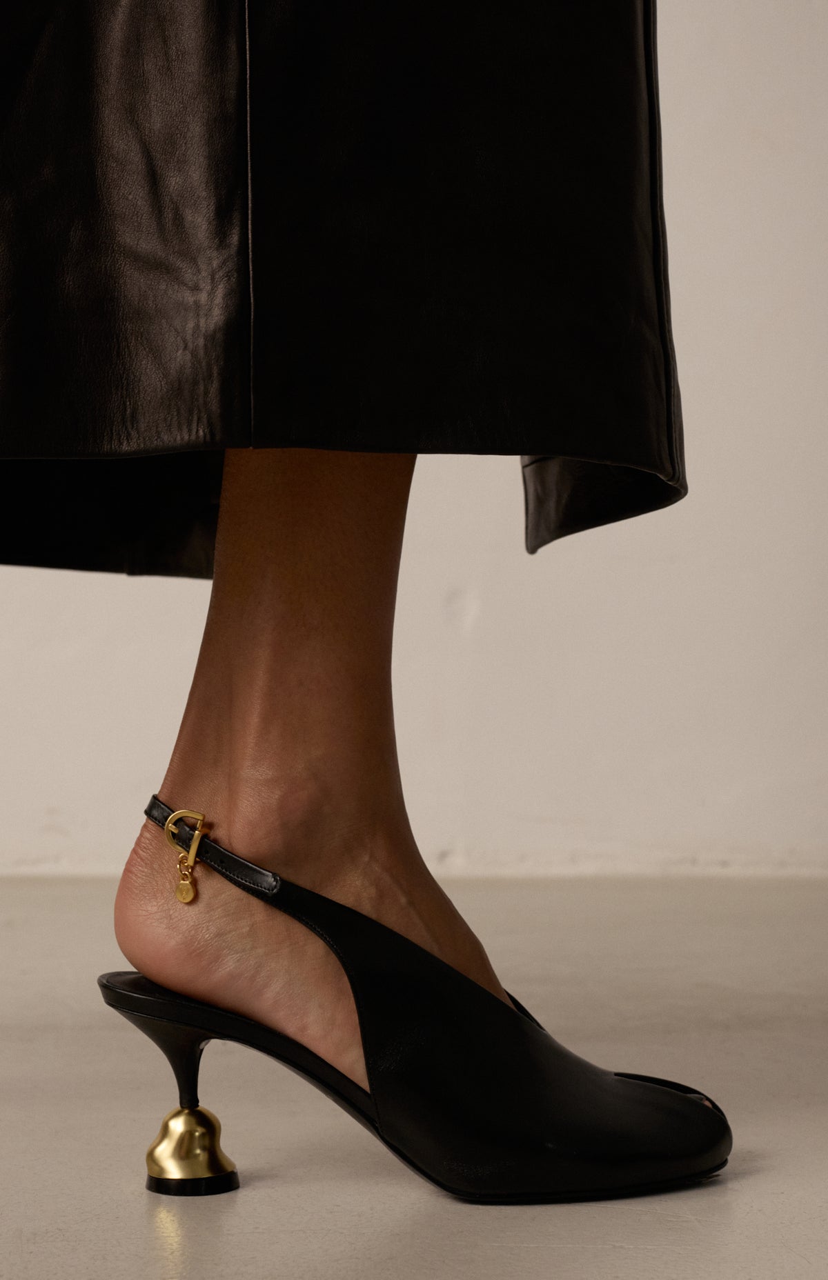 SABRINA DEEP BLACK