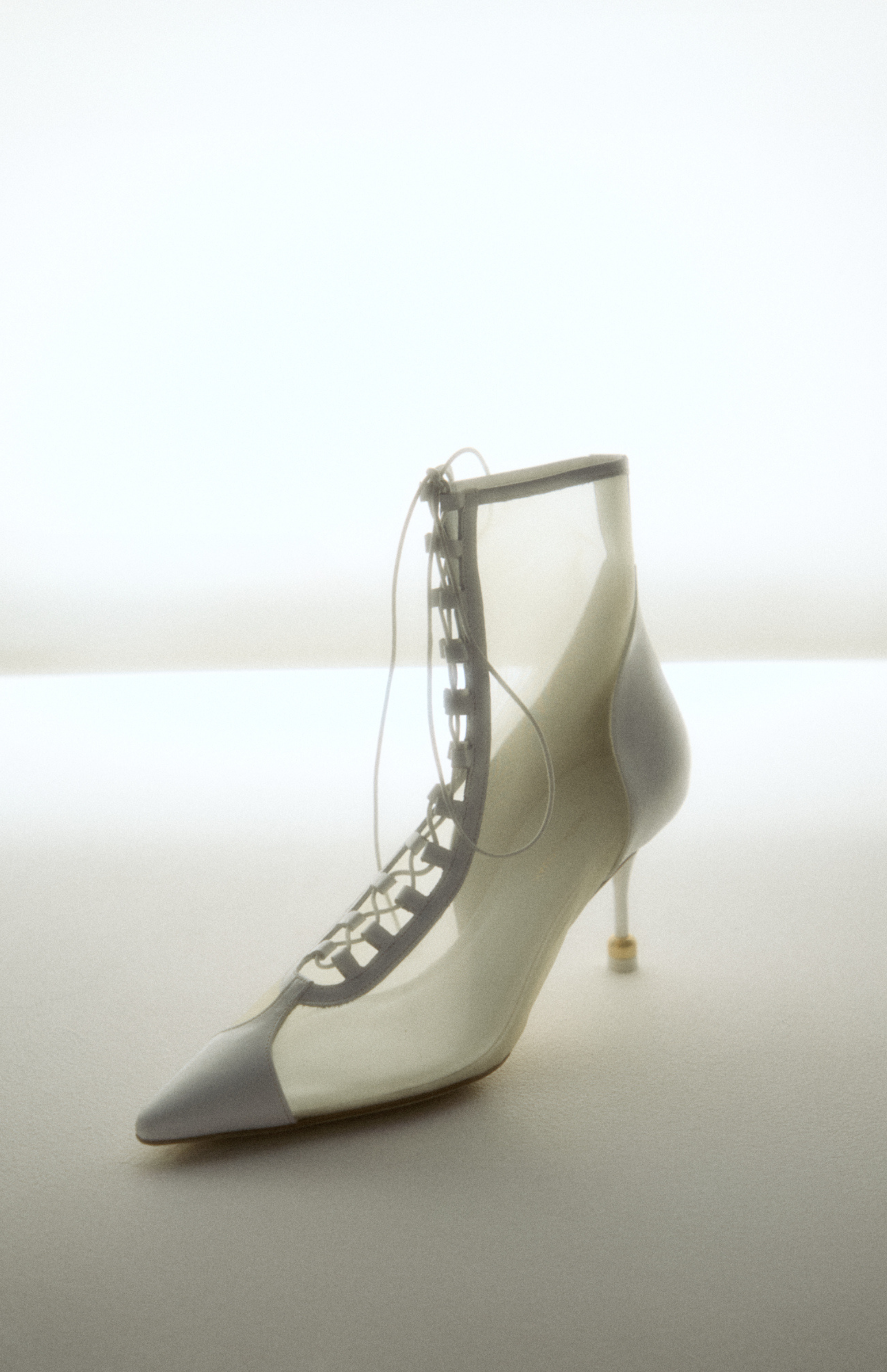 STEFANI ALABASTER WHITE