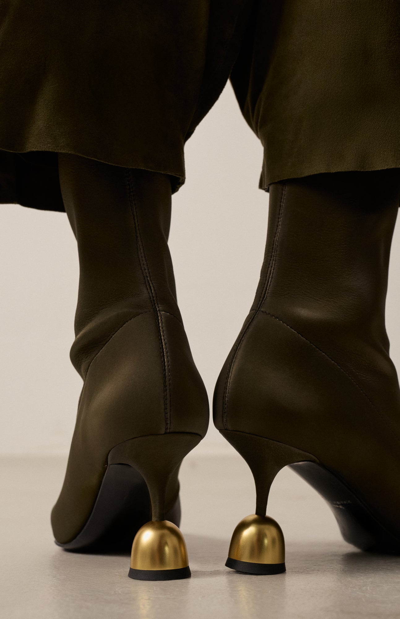 PENELOPE OLIVINE GREEN