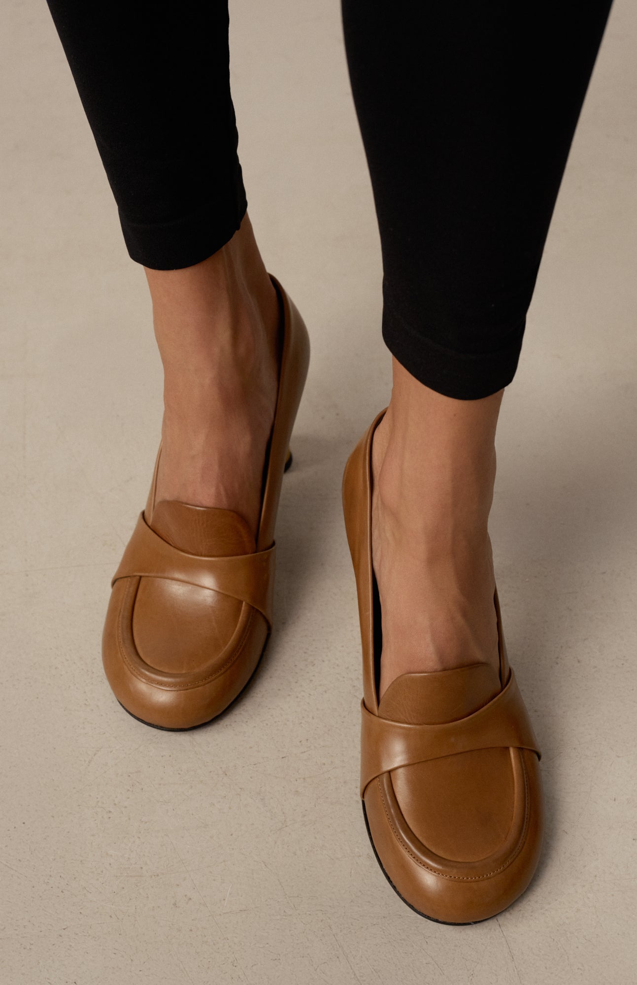 JUSTINE SOFT CARAMEL